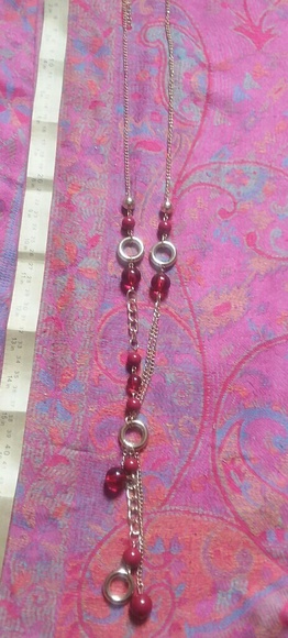 Necklace with matching earings - Picture 2 of 2